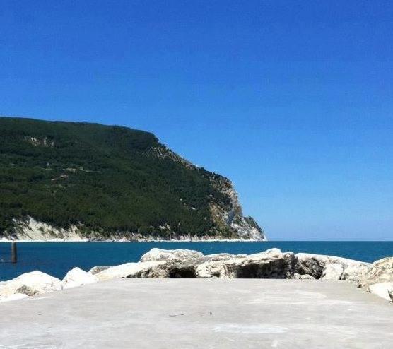 Camping Village Riviera Numana Kültér fotó